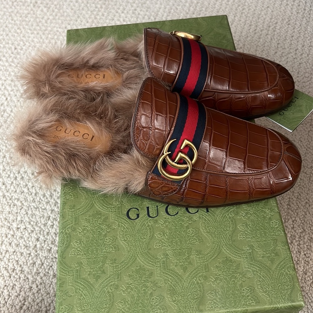 NWT- Gucci crocodile Princetown shearling mules 😍 - Picture 3 of 11